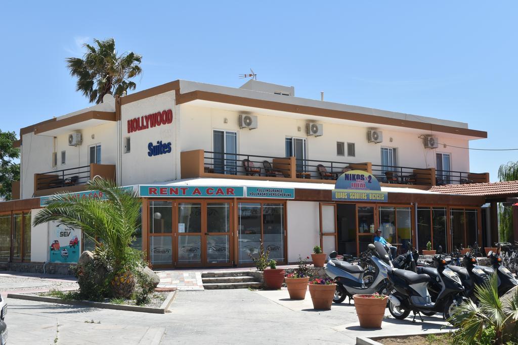 Hollywood Suites Tigaki Exterior foto